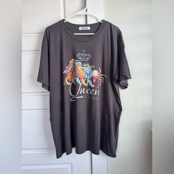 Daydreamer Queen US Tour Tee - Picture 2 of 7